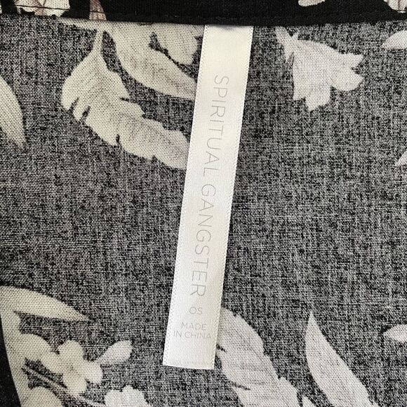 Spiritual Gangster Maya Floral Kimono Top - One Size - Picture 4 of 13